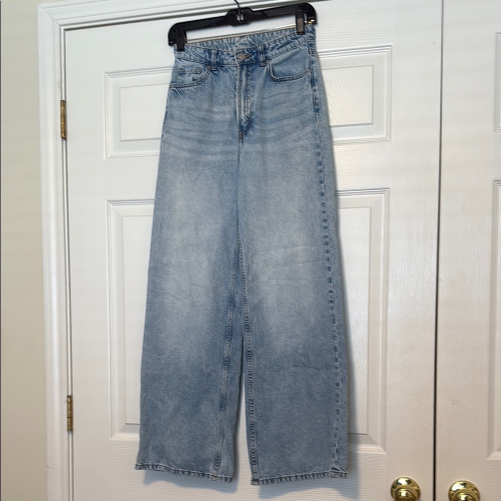 Divided High Waist Wide Leg Jeans